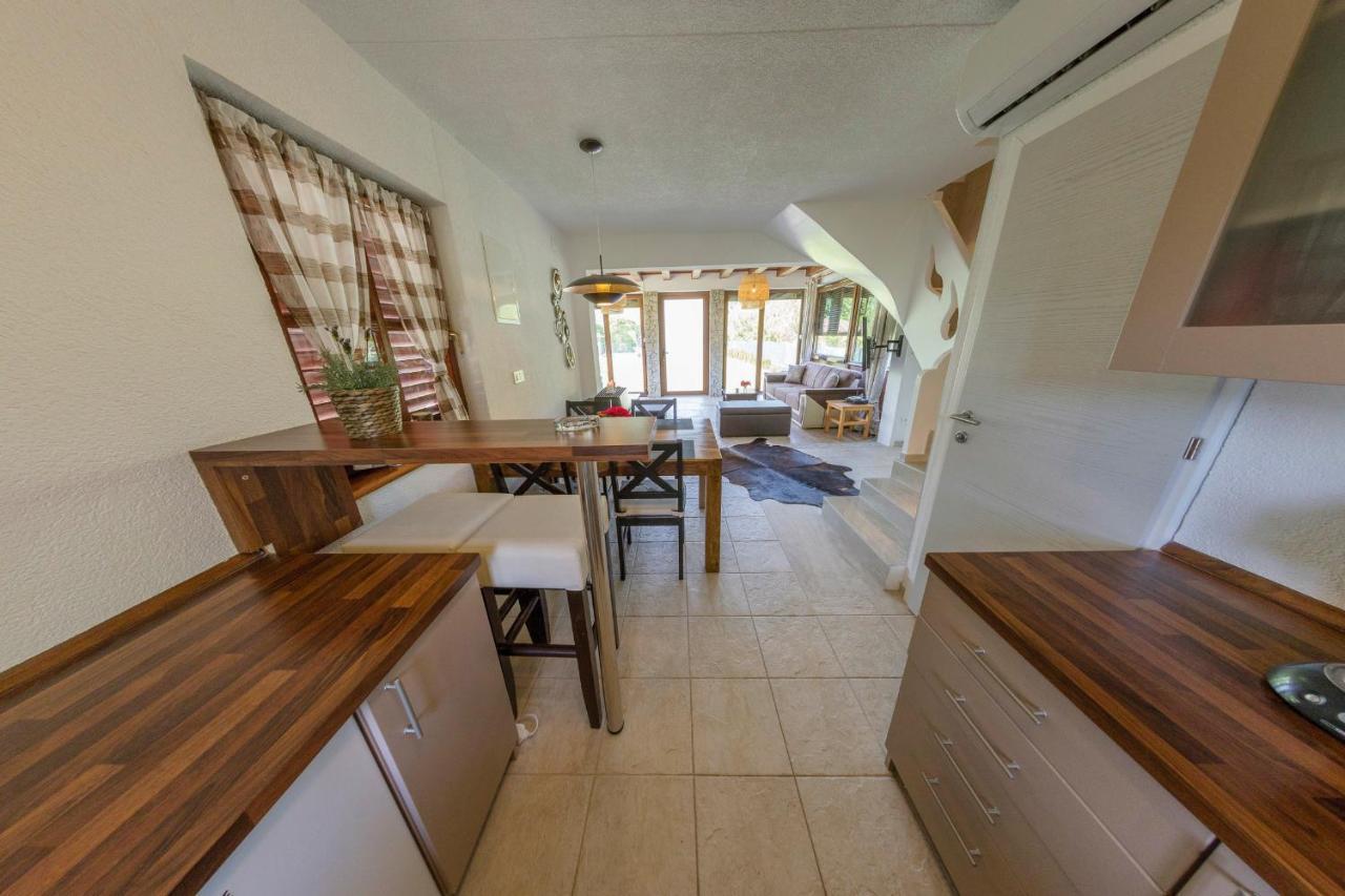 Casa Dellˇ Amore Villa Bihac Luaran gambar