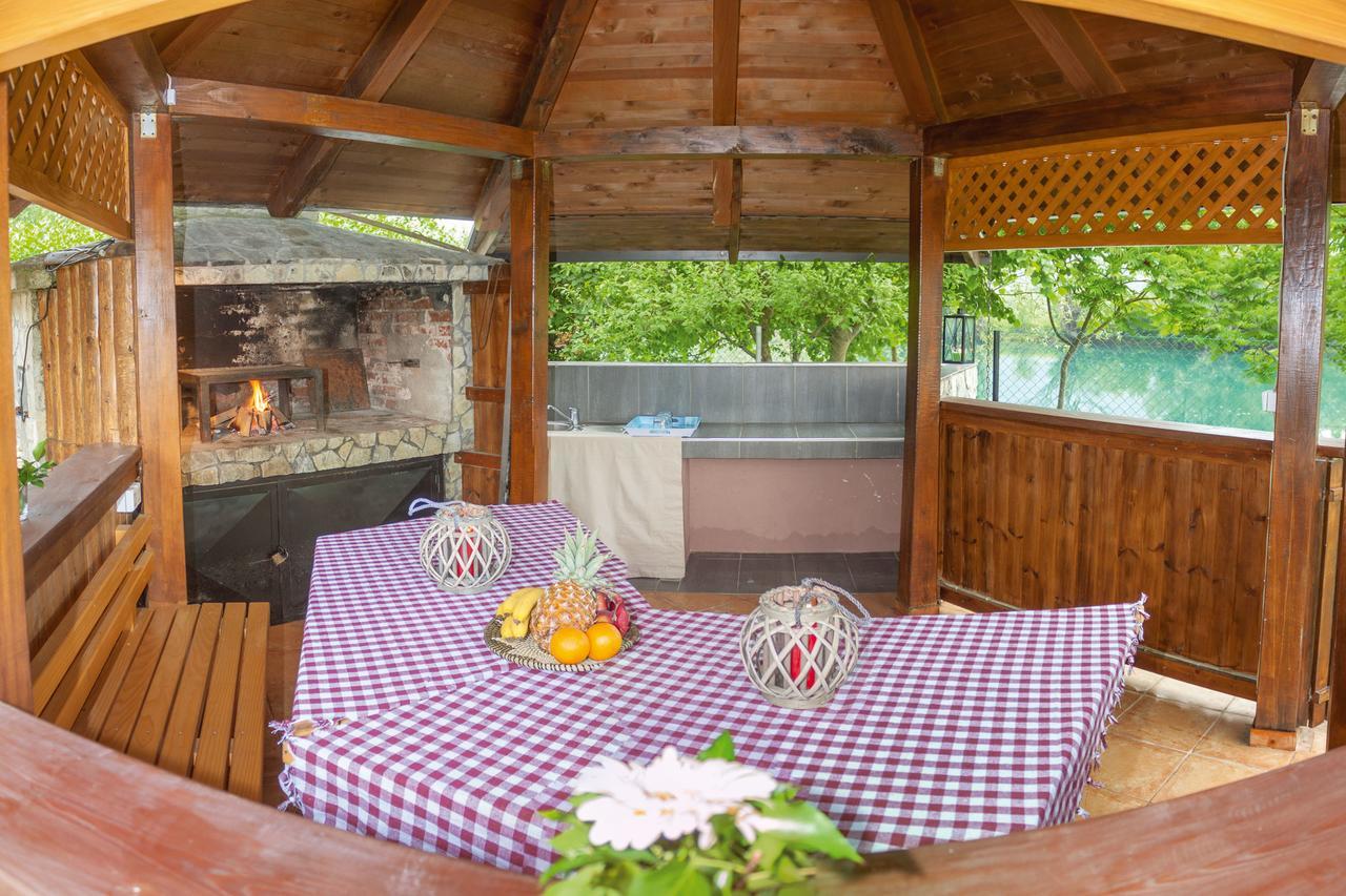 Casa Dellˇ Amore Villa Bihac Luaran gambar